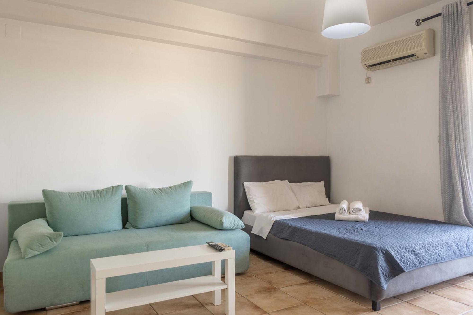Elia Mini Suites 6 Yenişehir Dış mekan fotoğraf